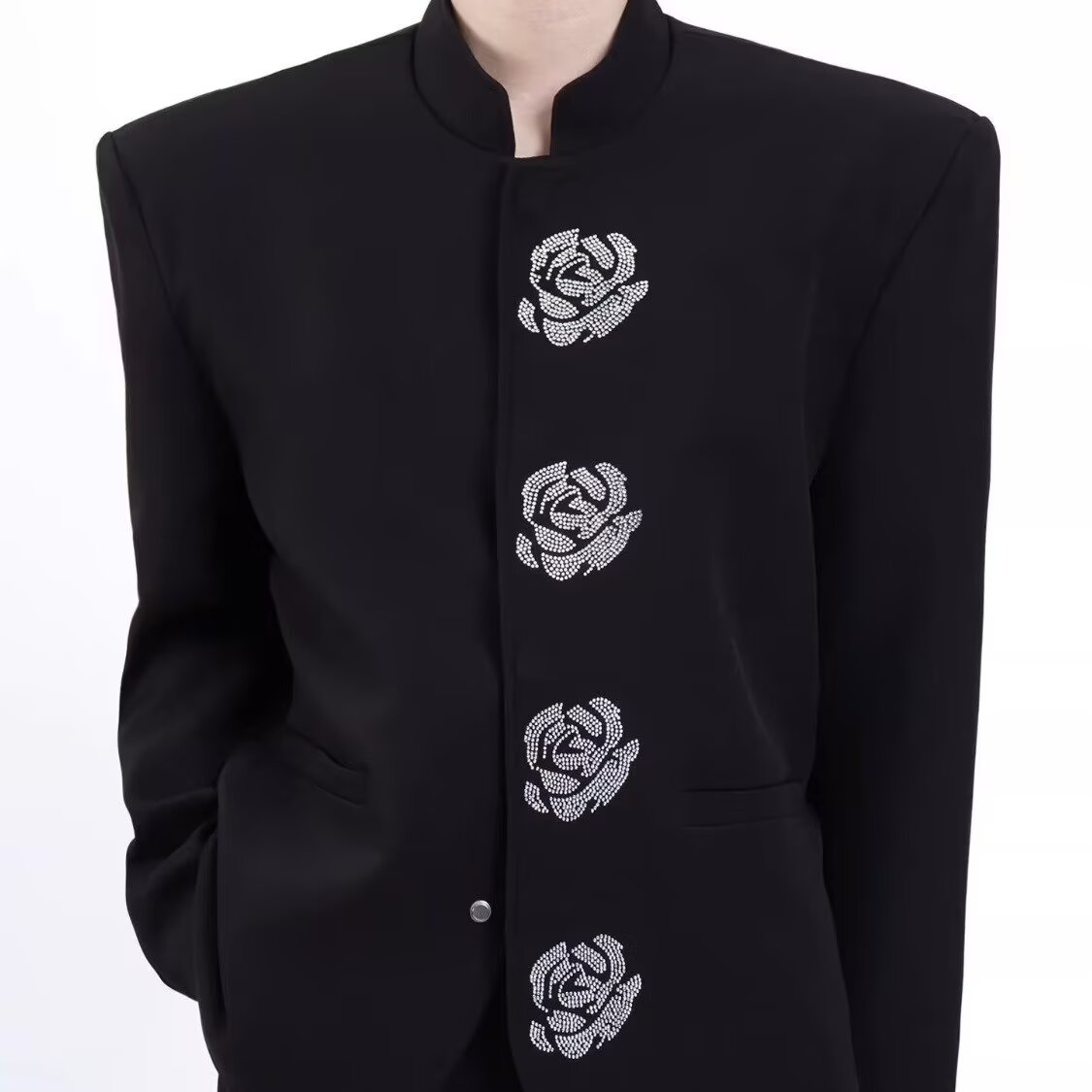 [001]立领黑色西装外套男烫钻花朵重工垫肩西服A079-XZ034-P65图片