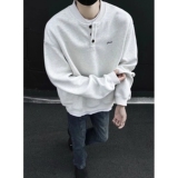 白灰色