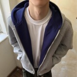 灰色