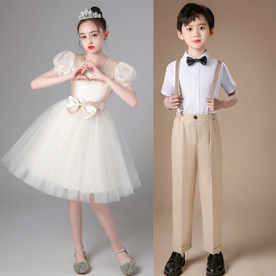 小学生大合唱校园表演服装