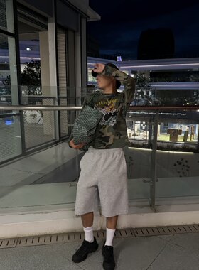 SKPN美式复古印花迷彩竹节棉长袖T恤男女款秋季宽松休闲运动上衣