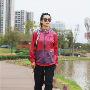 冲锋衣女运动风衣春夏薄款防晒衣大码防水登山服徒步户外速干外套