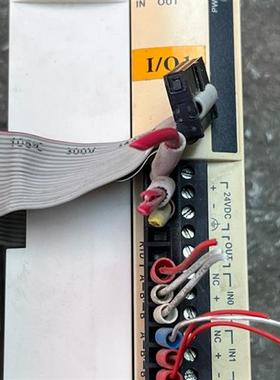 库存全新TM2DOCKN两个,一个安装脚破,TM2ALM3LT两个需询价