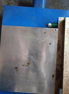 库存全新长侧切,懂的私聊,运费自理,东西重13.45公斤,需询价