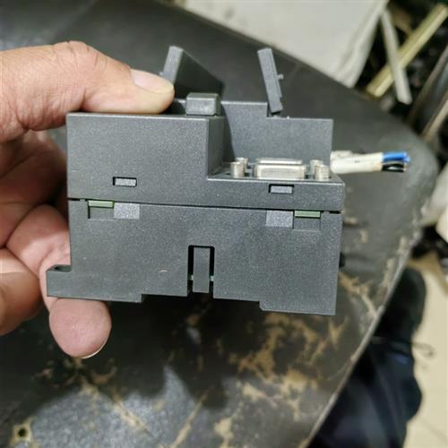 库存全新拆机6ES7216-2BD23-0XB8成色如图,实物需询价