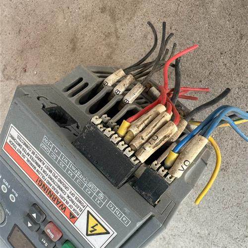 库存全新rexroth力士乐变频器EFC3600-0K75-3P4需询价