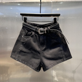 辣妹显瘦a字牛仔短裤