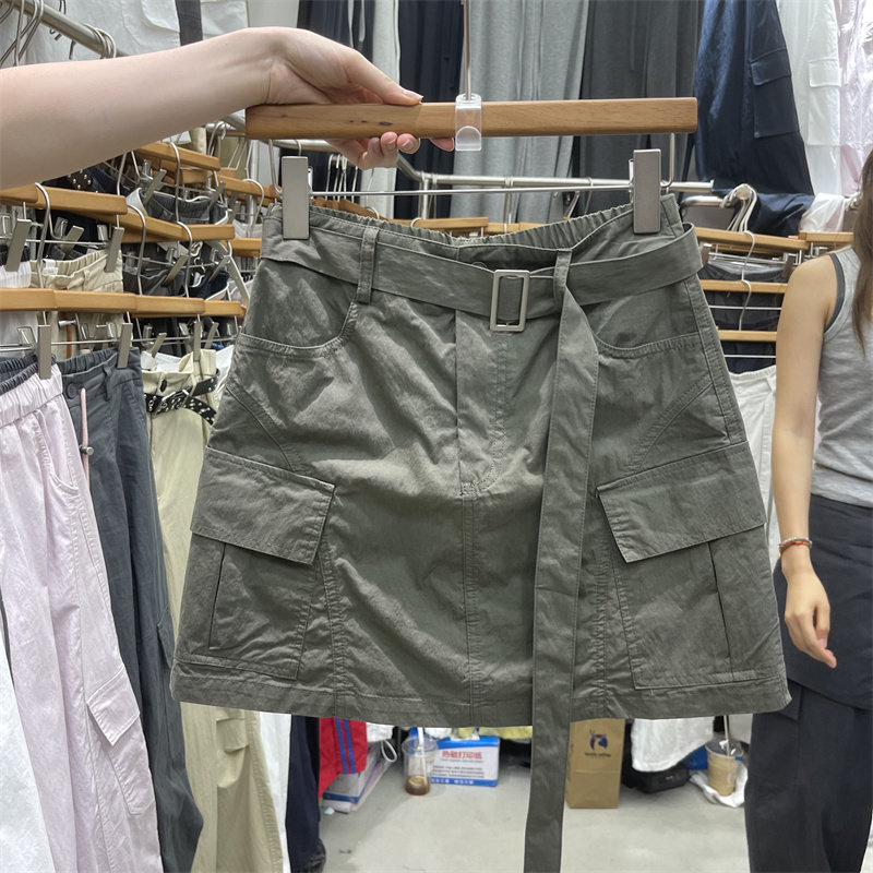 工装风多口袋A字半身裙女高腰显瘦腰带短裙军绿色通勤裙