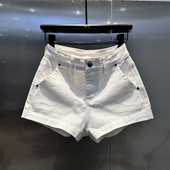 辣妹显瘦a字牛仔短裤
