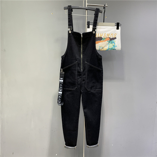 欧洲站2026春秋新款黑色休闲大口袋减龄小个子背带裤小脚连体裤女