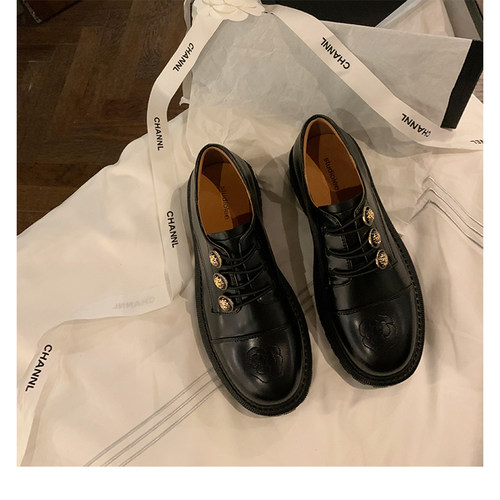 粗跟厚底山茶花绣花乐福鞋