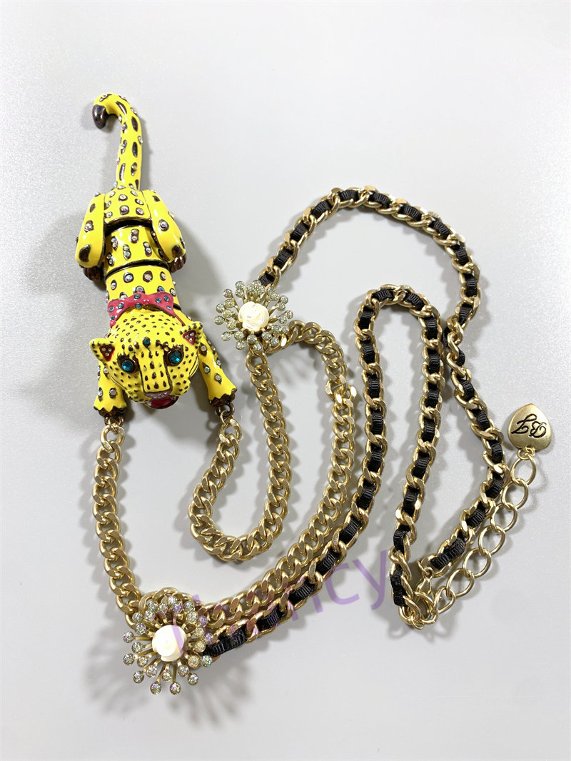 欧美大牌BJ打标立体黄色珐琅豹子贝母花朵中长款项链毛衣链女
