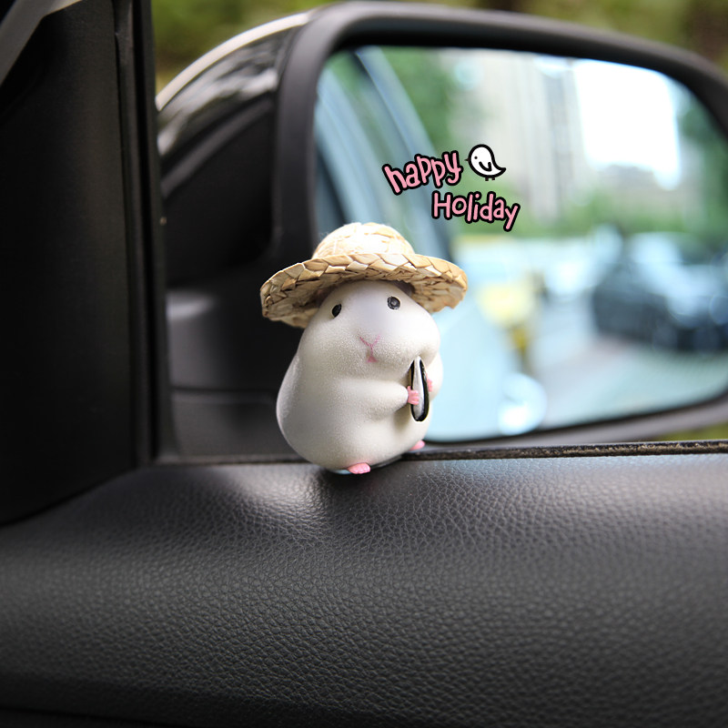 汽车窗边中控台摆件吃货仓鼠可爱草帽小公仔哈姆太郎萌宠车载装饰