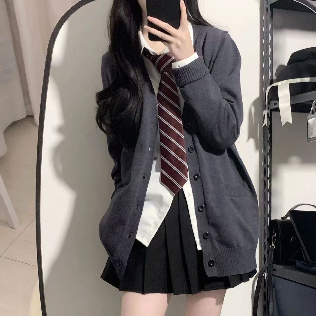 纯色外套女叠穿百搭校供感上衣