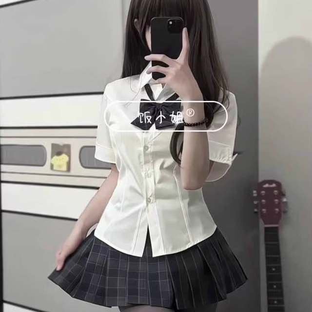 原创学院夏季修身jk制服收腰衬衫
