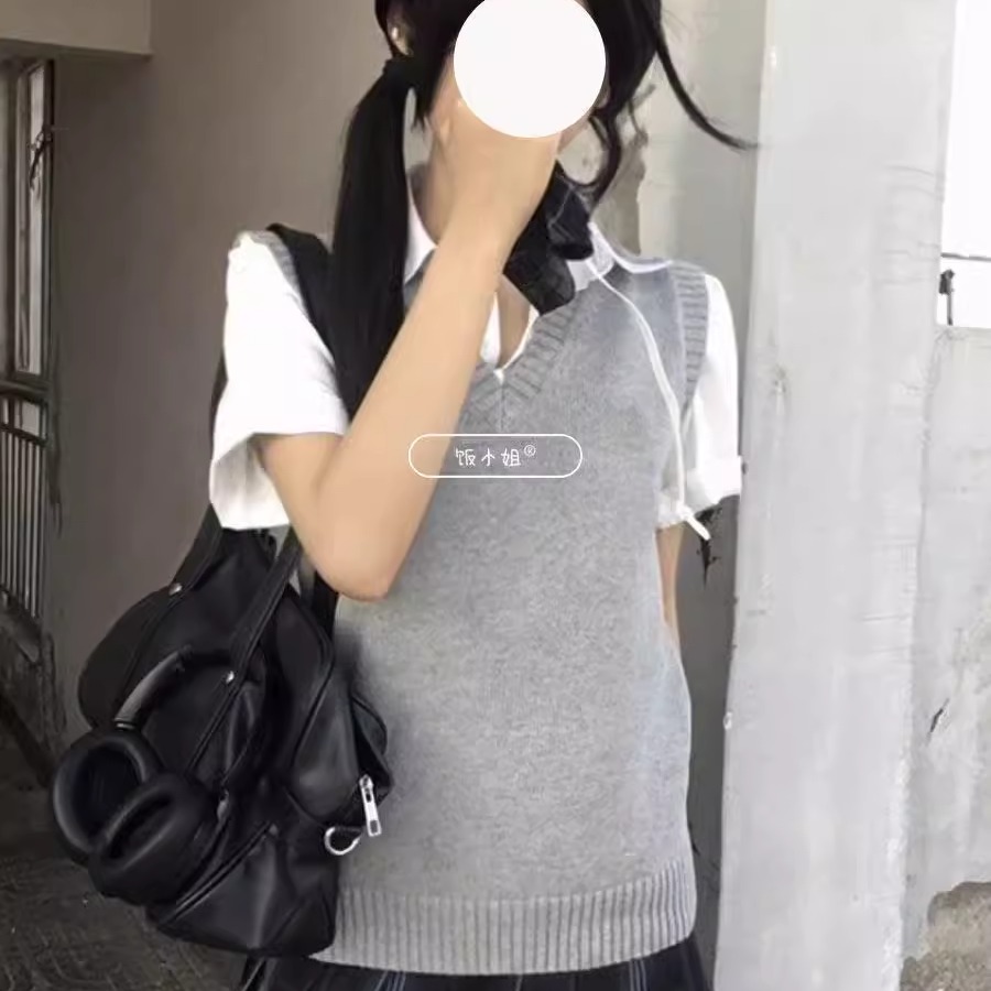 原创JK制服爆款马甲纯色马甲日系