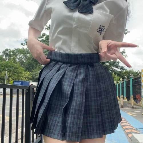 成品布海台夹心正统JK长短格裙