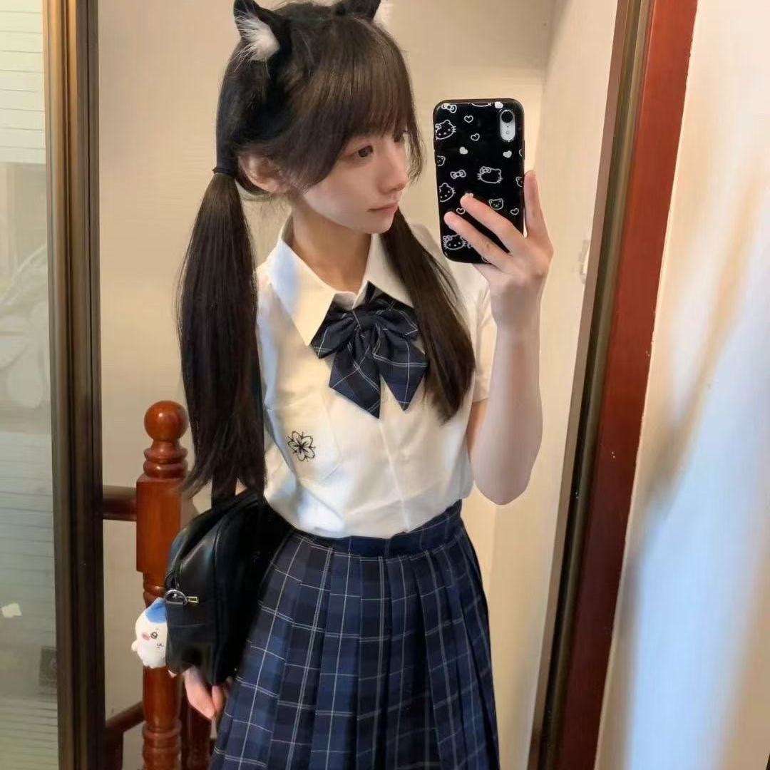 JK制服日系学院风白色衬衫刺绣