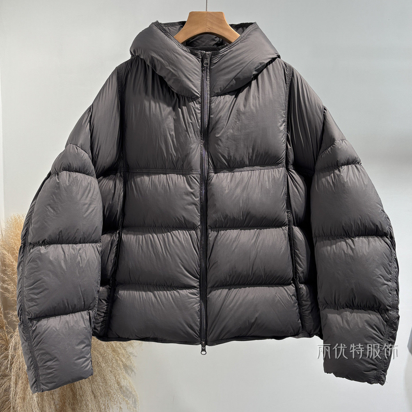 云朵泡芙短款羽绒服加厚保暖