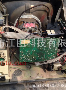 KME 26C12F30BAX  老式CRT 显示器