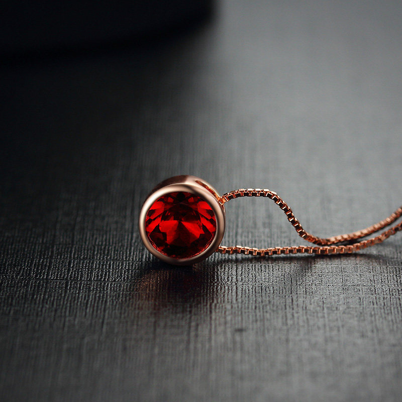 小肥珠宝天然石榴石吊坠女款925银项链锁骨链红色宝石吊坠简约风
