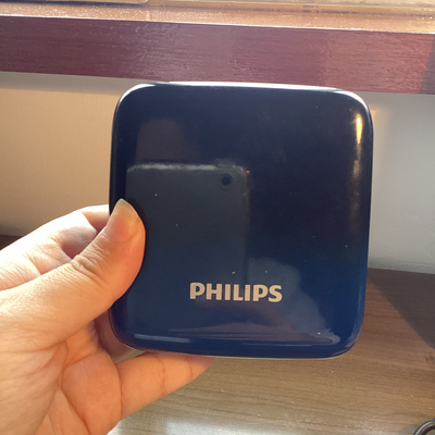 10（二手） 飞利浦Philips手机便携移动户外旅游充电宝12500mAh