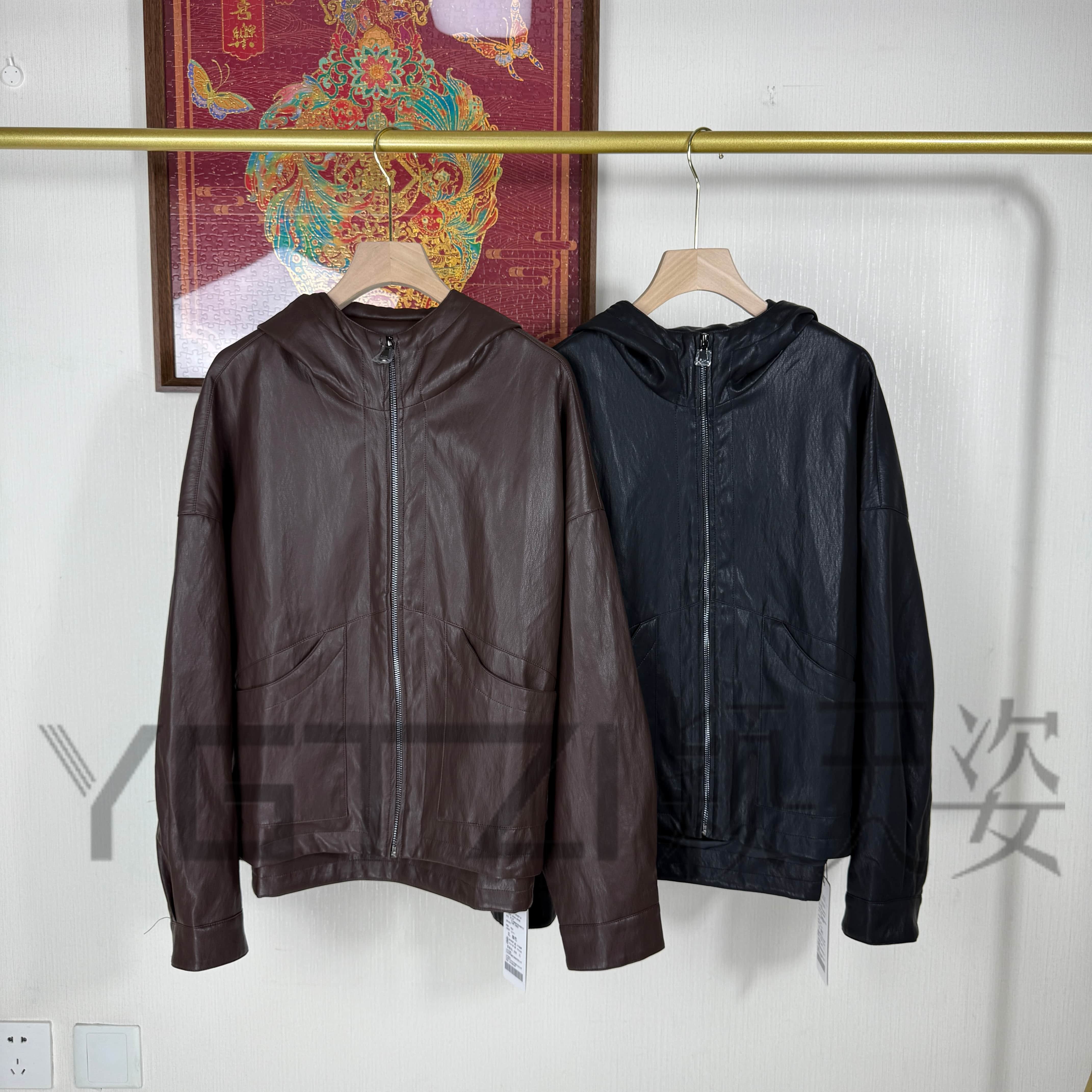 2025秋款菲玛掂251315蛋白皮上衣