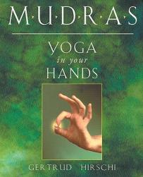 【预售】Mudras - Yoga in Your Hands