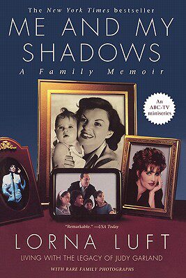 【预售】Me and My Shadows: A Family Memoir