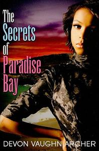 【预售】The Secrets of Paradise Bay