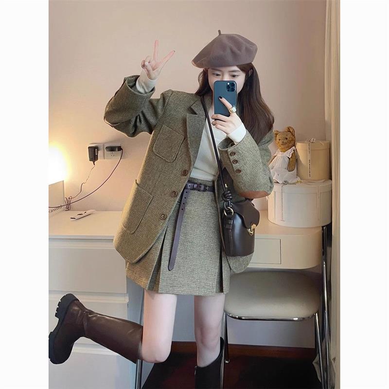 24秋冬款流行小香风西装套装裙韩剧女主穿搭高级感小洋装两件套
