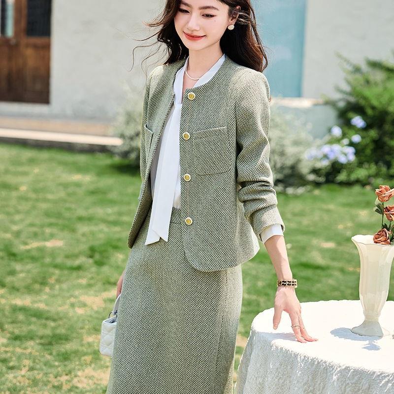 小香风短款外套女2025新款春秋季时尚百搭小个子气质休闲西服套装