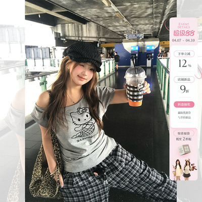 你的鱼 人鱼Kitty+韩女神裤 微胖mm斜肩宽松短袖上衣格纹休闲裤
