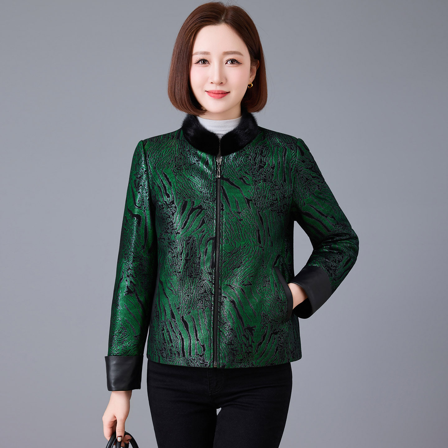 冬季真皮羽绒服女新款水貂毛领绵羊皮印花短款小个子皮衣夹克外套