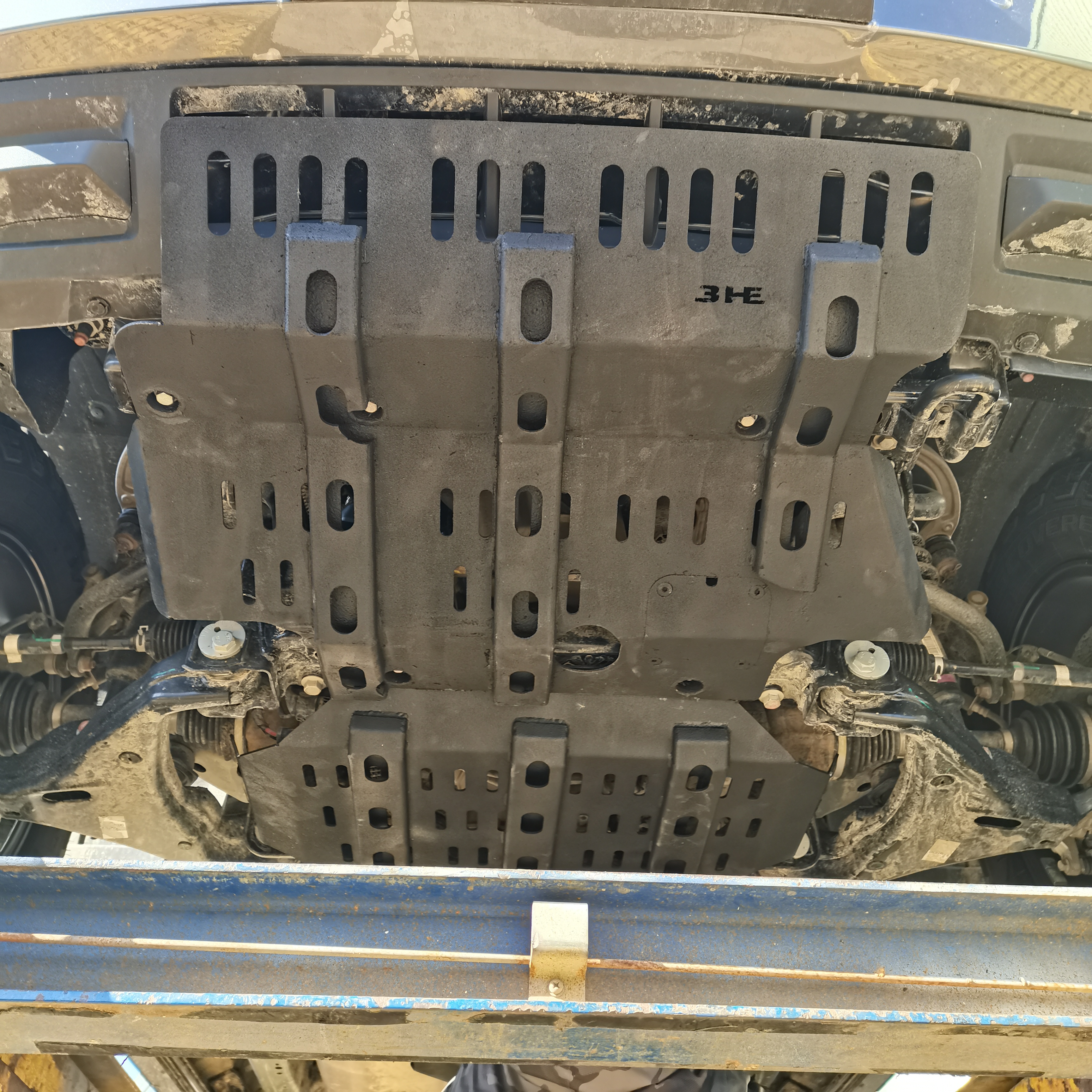 坦克400Hi4T底盘护板坦克400水箱护板坦克400发动机护板特钢材质