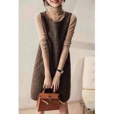 高级感千鸟格背心高端连衣裙女秋冬轻奢中长款无袖毛呢马甲连衣裙