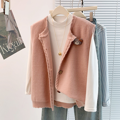 粉色小熊圆领软糯针织毛衣女秋冬款大码胖mm洋气叠穿坎肩开衫马甲