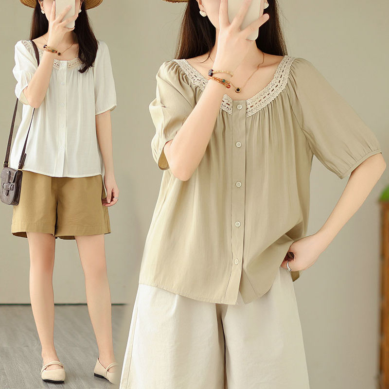 设计感小众蕾丝拼接短袖衬衫女夏季大码宽松别致单排扣方领上衣潮