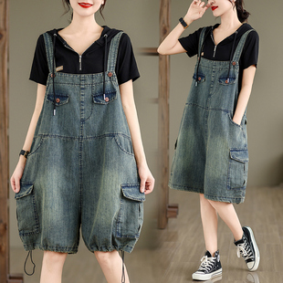 复古做旧工装牛仔背带短裤女夏季宽松五分裤显瘦遮肉阔腿灯笼裤潮