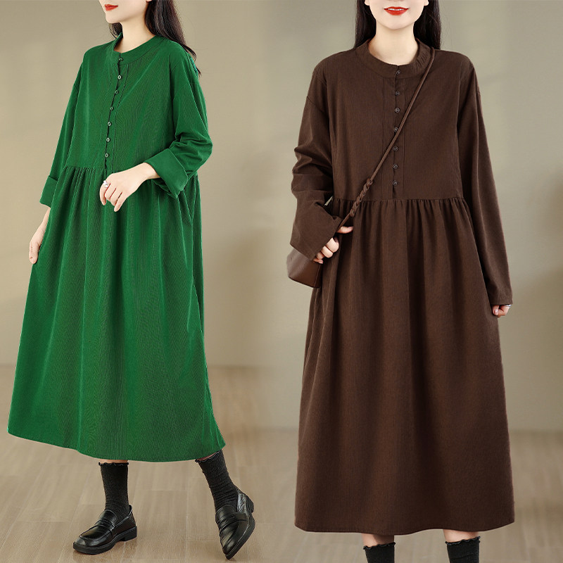 复古灯芯绒连衣裙女秋冬2025新款慵懒风宽松气质中长款过膝衬衫裙
