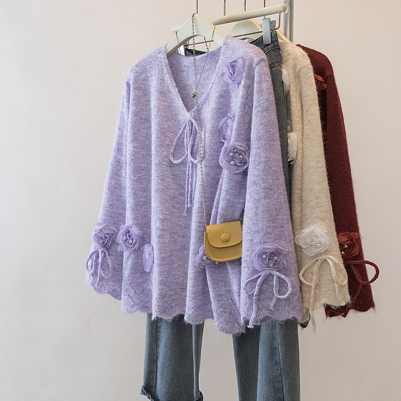 韩系绝美钉珠花朵针织毛衣女秋冬大码胖mm气质v领宽松超好看上衣