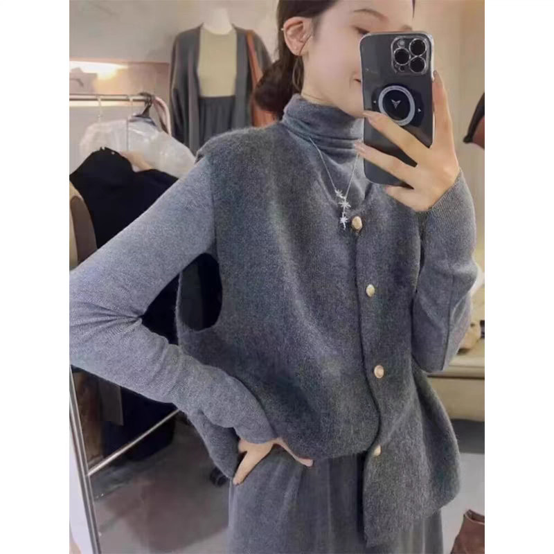 高级感圆领针织马甲女秋冬羊毛开衫百搭叠穿无袖坎肩背心短外套潮,女装/女士精品,毛针织衫,淘宝优惠券,粉丝福利购,淘宝优惠卷