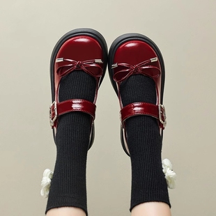 品牌女童鞋蝴蝶结小皮鞋2025年春秋季款软底公主鞋酒红儿童表演鞋