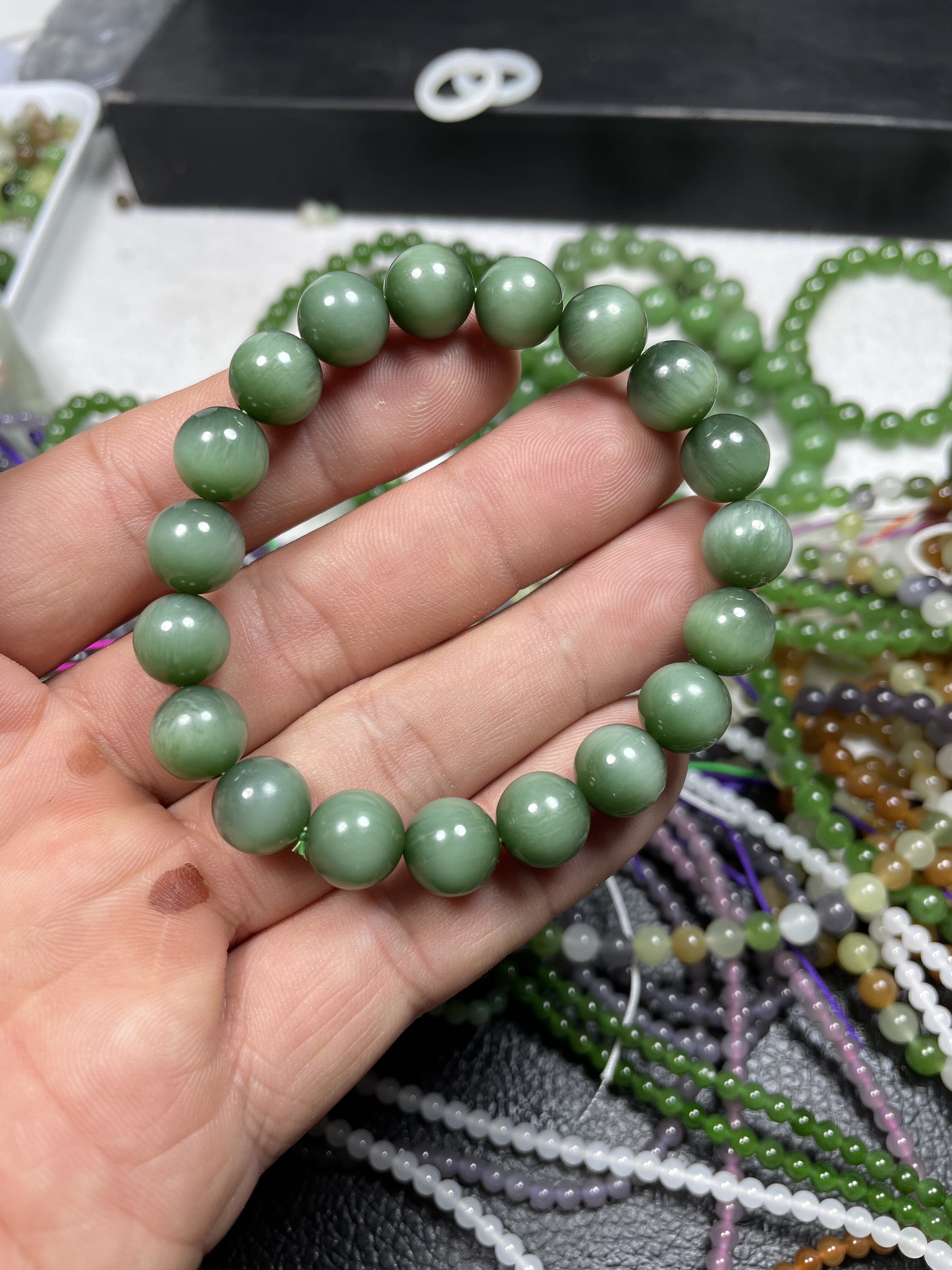 俄罗斯碧玉蓝猫卡10单圈手链