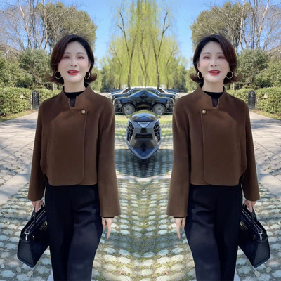 极简风立领短款毛呢外套女