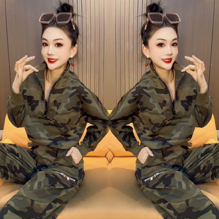 秋冬季新款高级感宽松显瘦休闲套装小个子迷彩上衣高腰裤子两件套