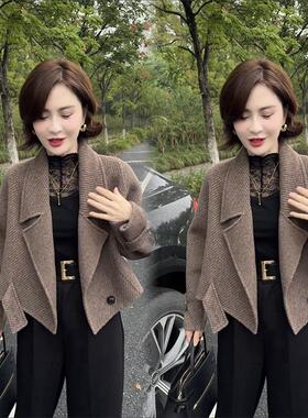 网红爆款秋冬新款人字纹呢子大衣女短款小个子韩版宽松羊毛呢外套