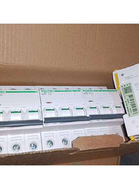 小型断路器A9F19301，iC65N3PD1A，（议价）