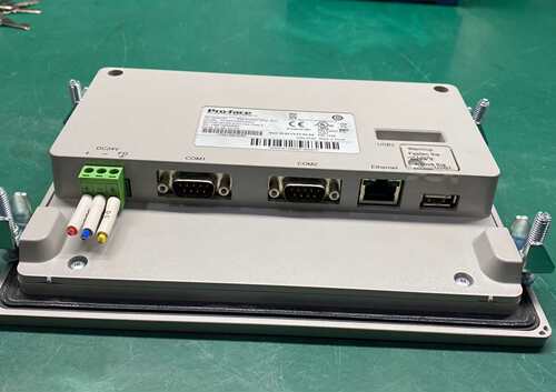 普洛菲斯Pro-face触摸屏PFXGP4402WADW无划(议价)