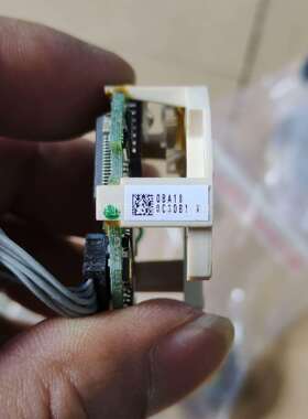 OBA18三菱编码器，成色漂亮，所示，功能正常，二手拆机（议价）